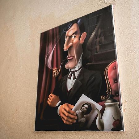Sherlock Holmes Hostel Baku Eksteriør billede