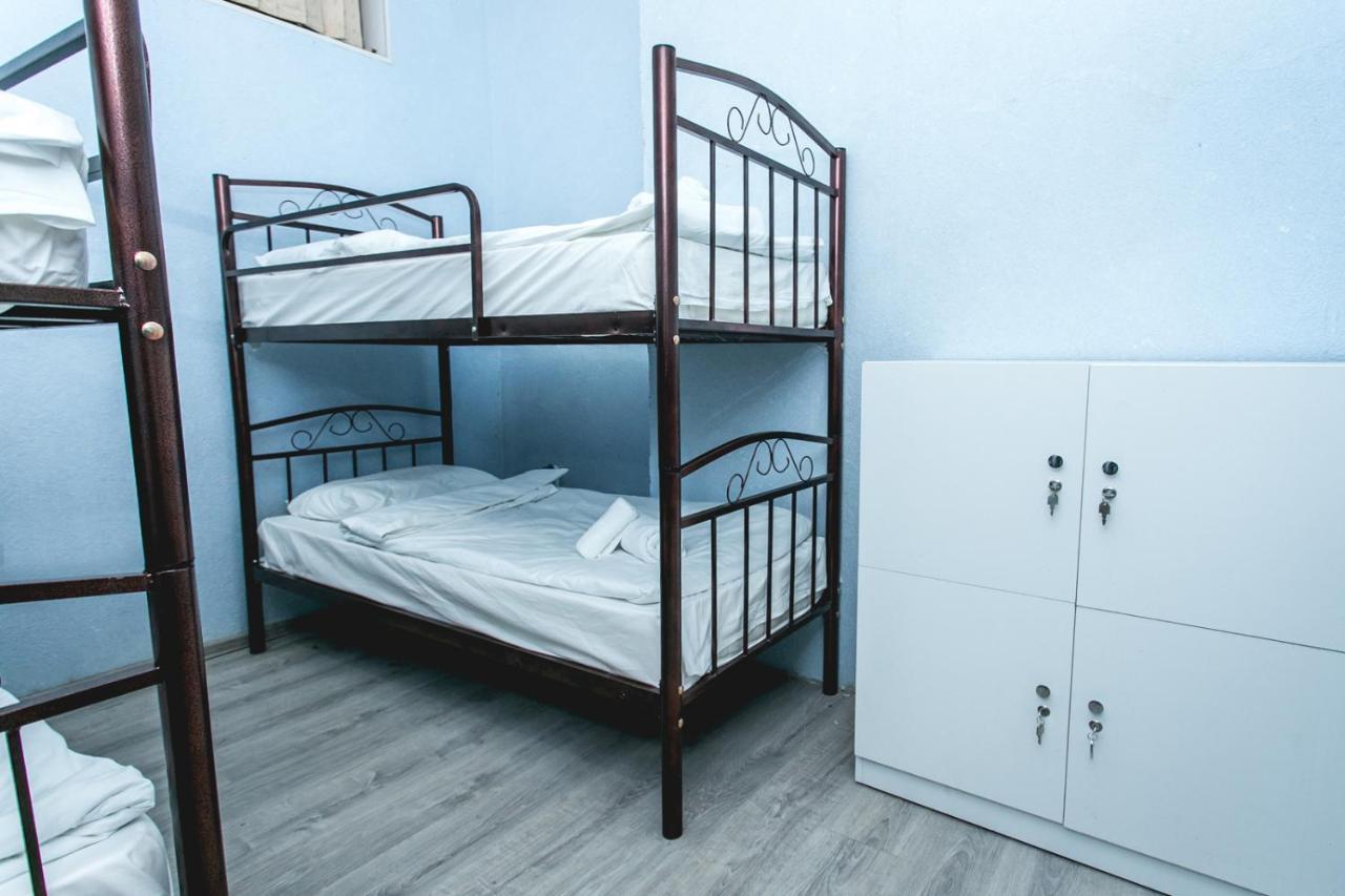 Sherlock Holmes Hostel Baku Eksteriør billede