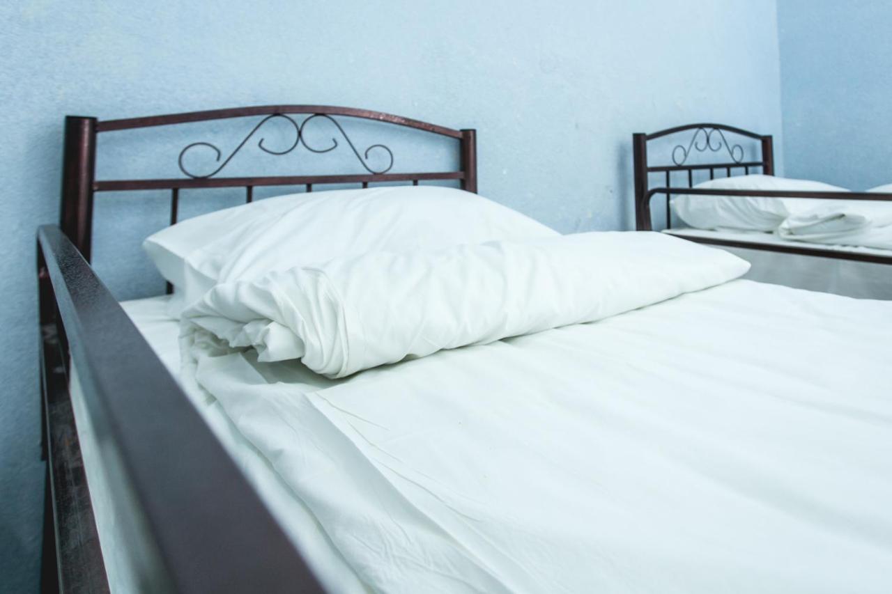 Sherlock Holmes Hostel Baku Eksteriør billede