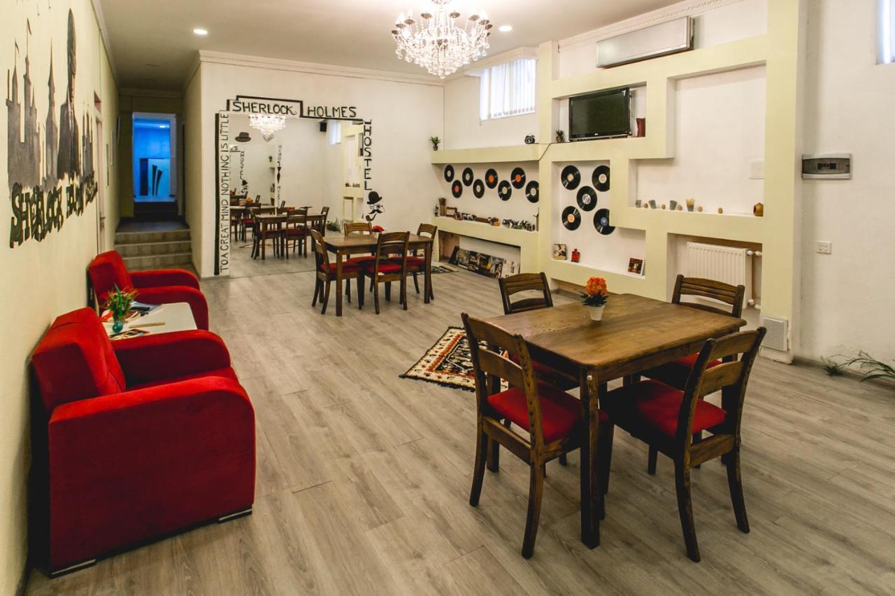 Sherlock Holmes Hostel Baku Eksteriør billede