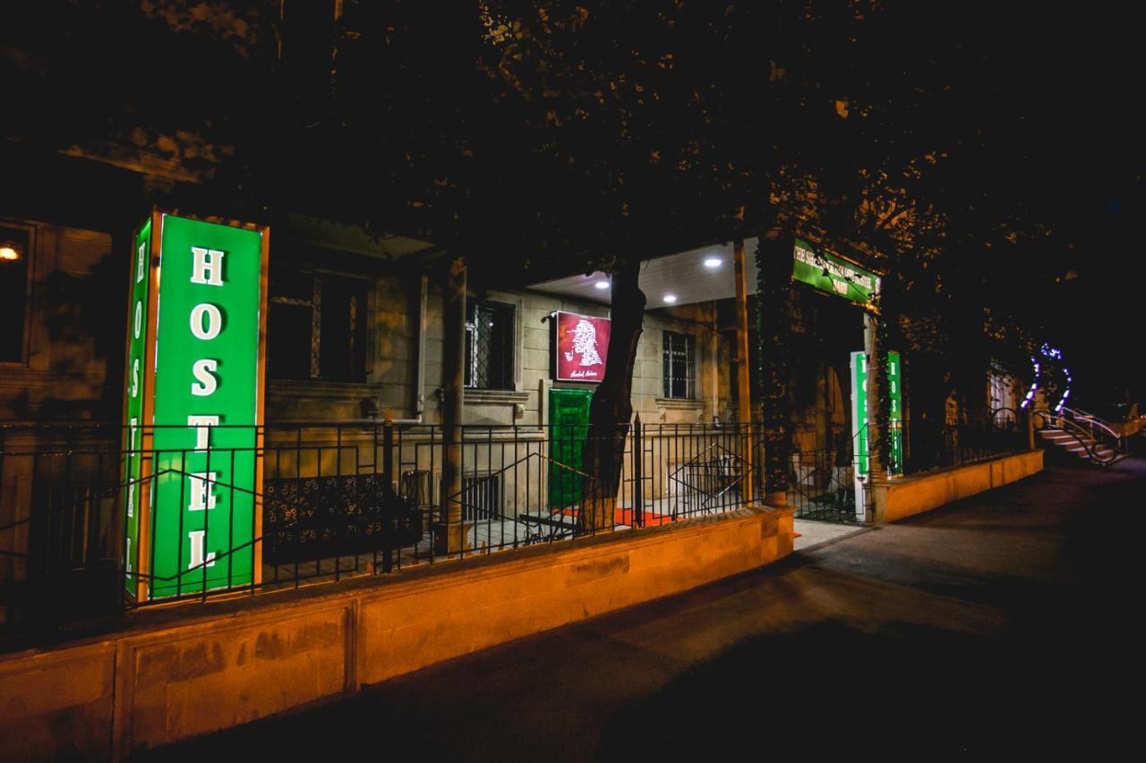 Sherlock Holmes Hostel Baku Eksteriør billede