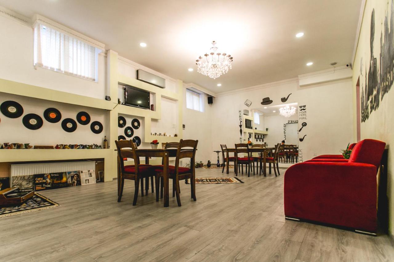 Sherlock Holmes Hostel Baku Eksteriør billede