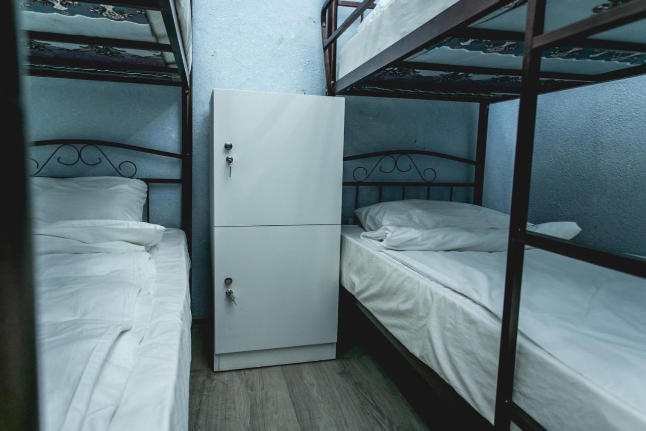 Sherlock Holmes Hostel Baku Eksteriør billede