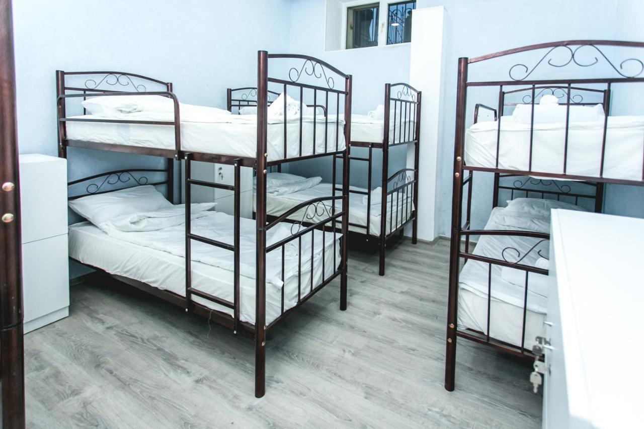 Sherlock Holmes Hostel Baku Eksteriør billede